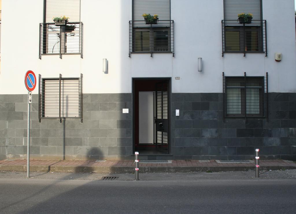 La Casetta B&B Cernusco Sul Naviglio Ruang foto