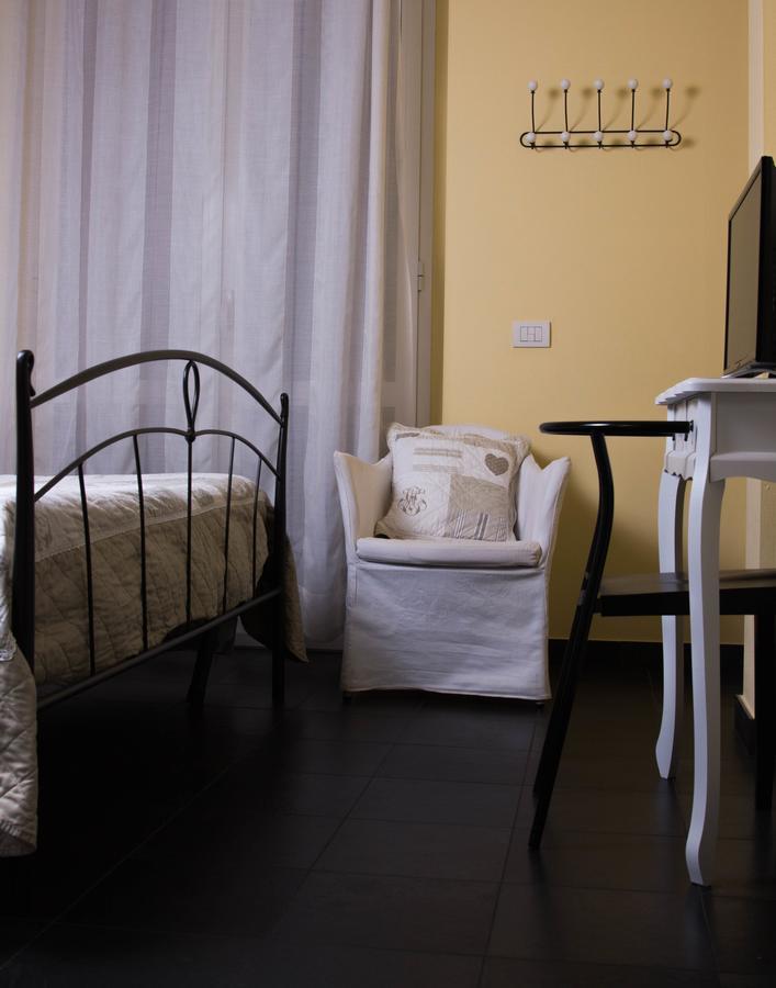 La Casetta B&B Cernusco Sul Naviglio Bagian luar foto